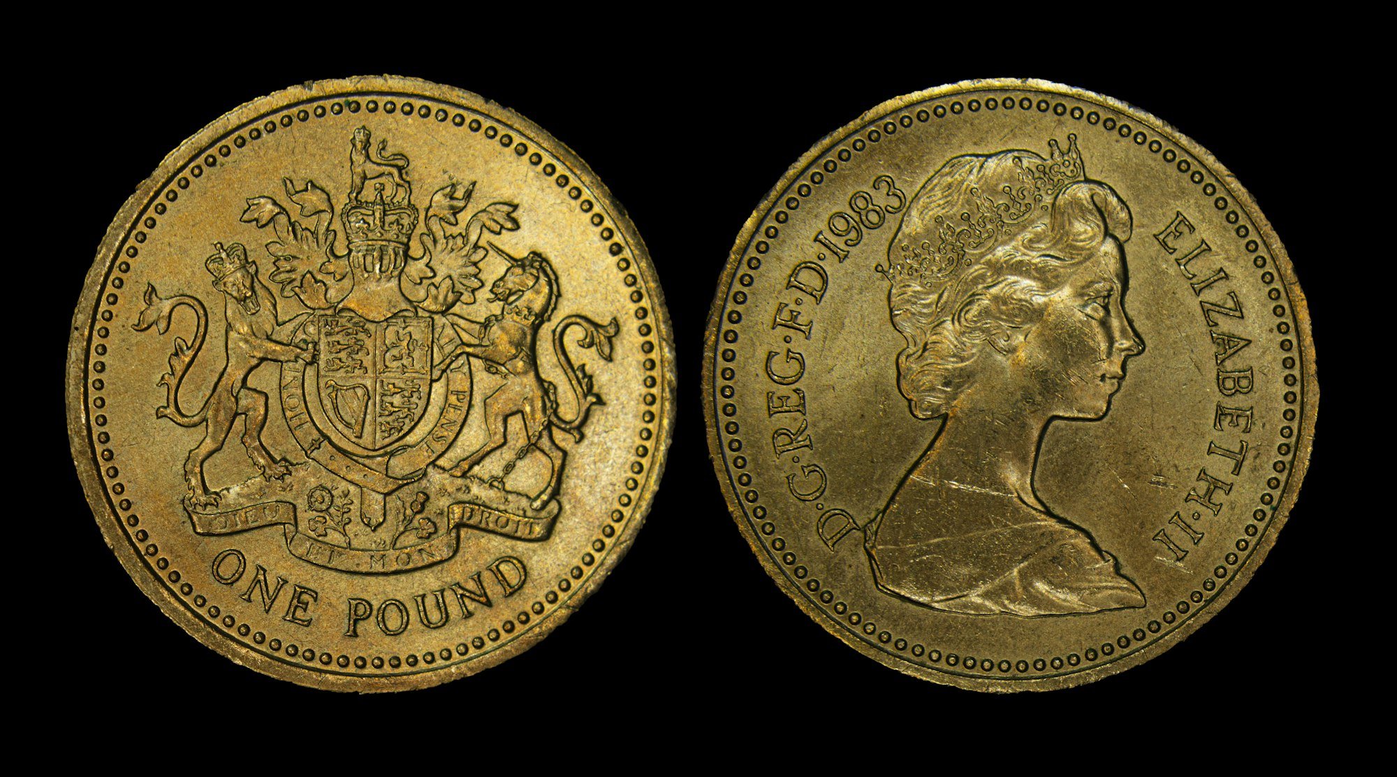 One pound coin from Great Britain, queen Elizabeth II